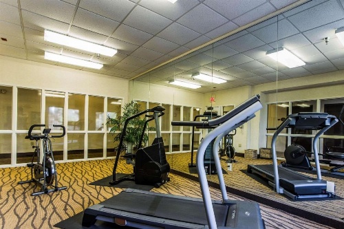 Sleep Inn Airport image 10