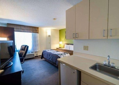 Sleep Inn Airport image 15