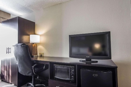 Sleep Inn Airport image 20