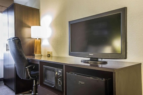 Sleep Inn Airport image 22