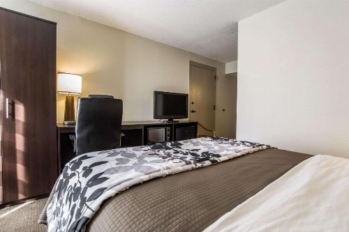 Sleep Inn Airport image 27