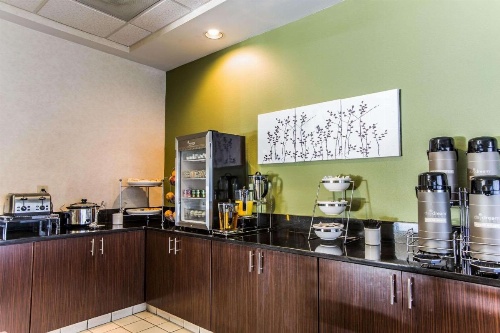 Sleep Inn Airport image 5